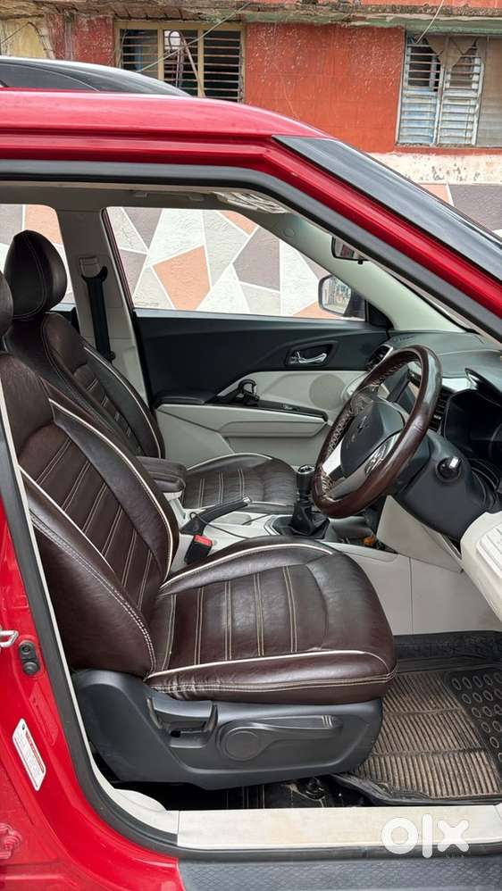 Mahindra Xuv300 2023 Diesel Well Maintained
