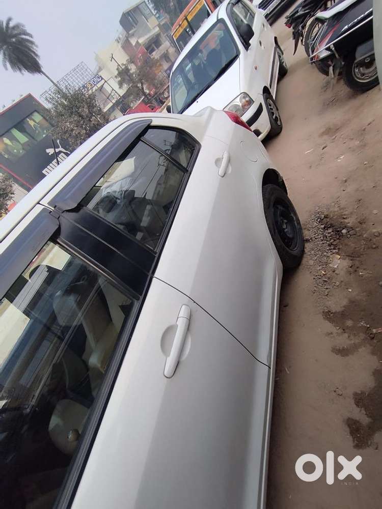 Maruti Swift Dzire 2014 Petrol Manual