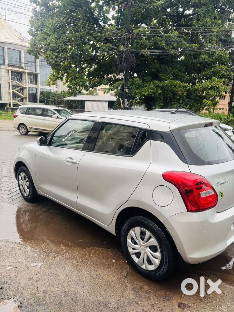 Maruti Suzuki Swift Amt Vxi, 2021, Petrol