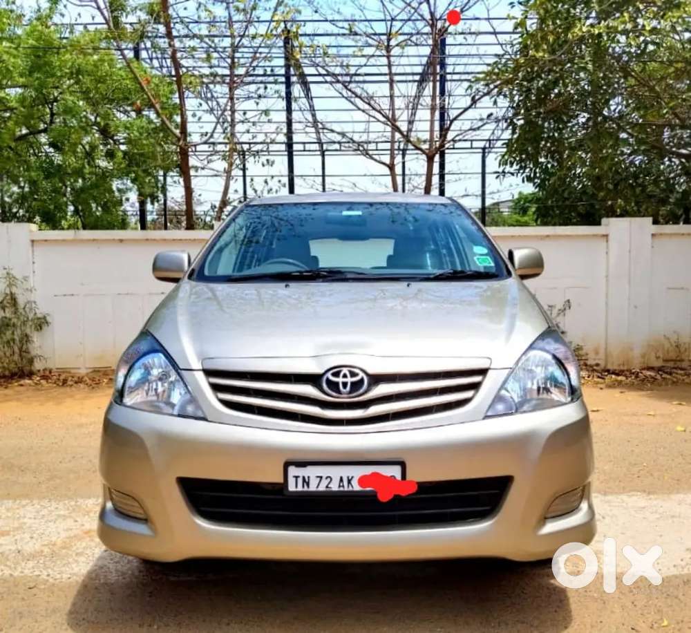 Toyota Innova 2011 Diesel Well Maintained