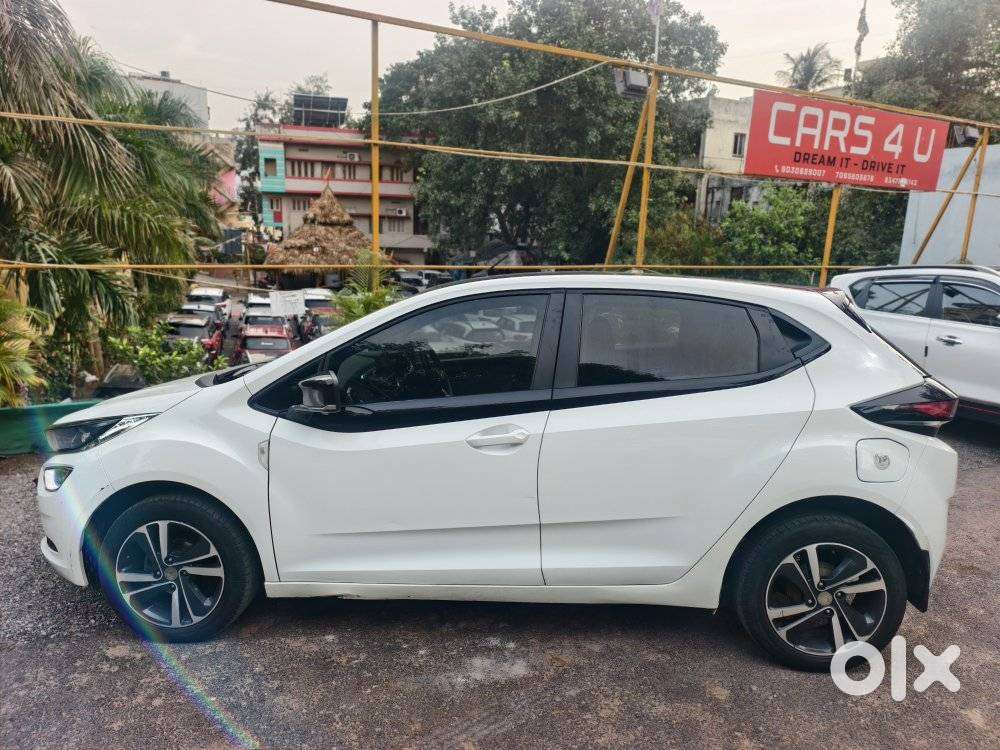 Tata Altroz Xz, 2020, Petrol