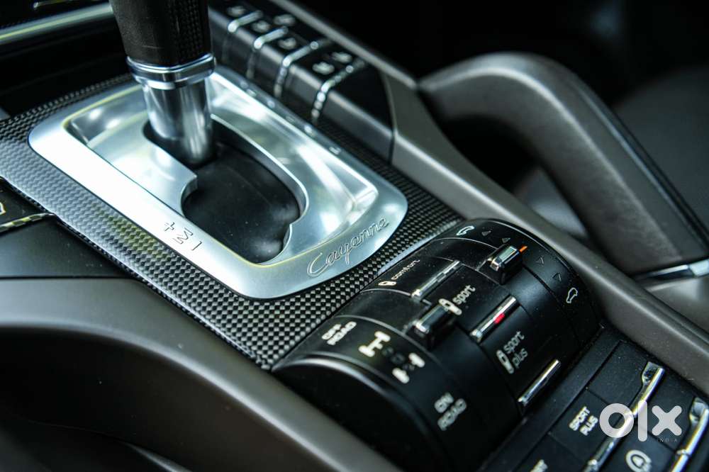 Porsche Cayenne Turbo S, 2015, Petrol