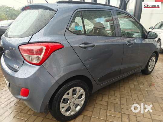 Hyundai Grand I10 Sportz, 2016, Petrol