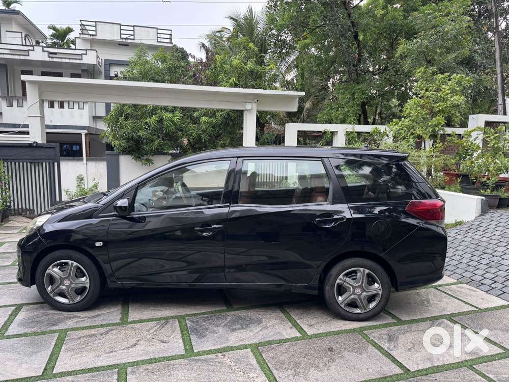 Honda Mobilio, 2014, Diesel