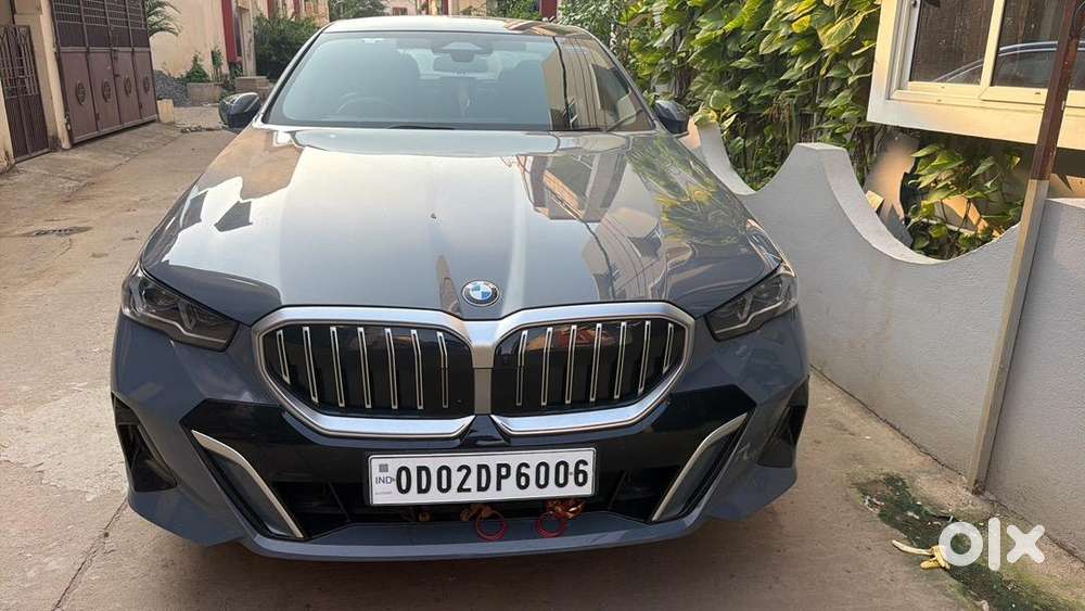 Doctor Driven 5 Series Lounge Edition
