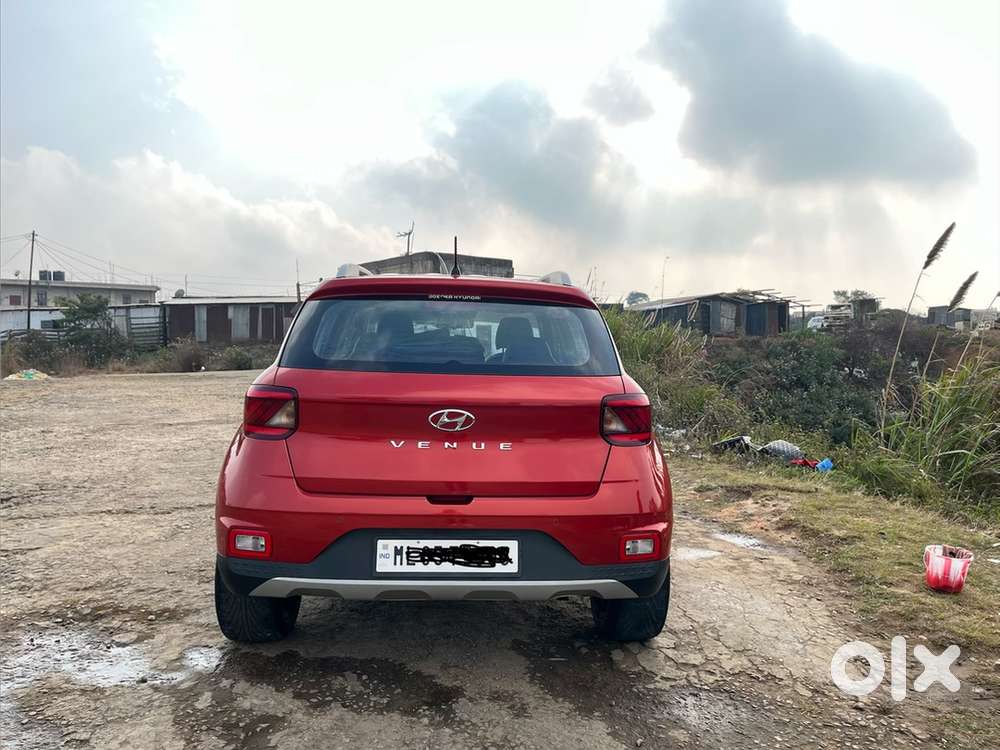 Hyundai Venue Petrol 2019