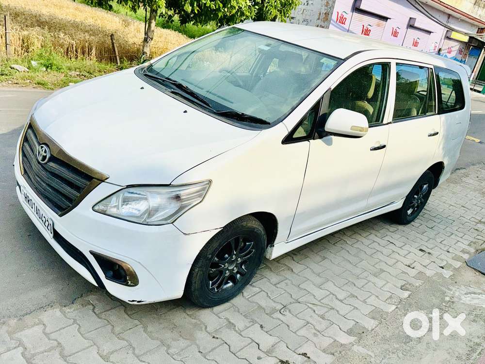 Toyota Innova 2.5 V 7 Str, 2012, Diesel