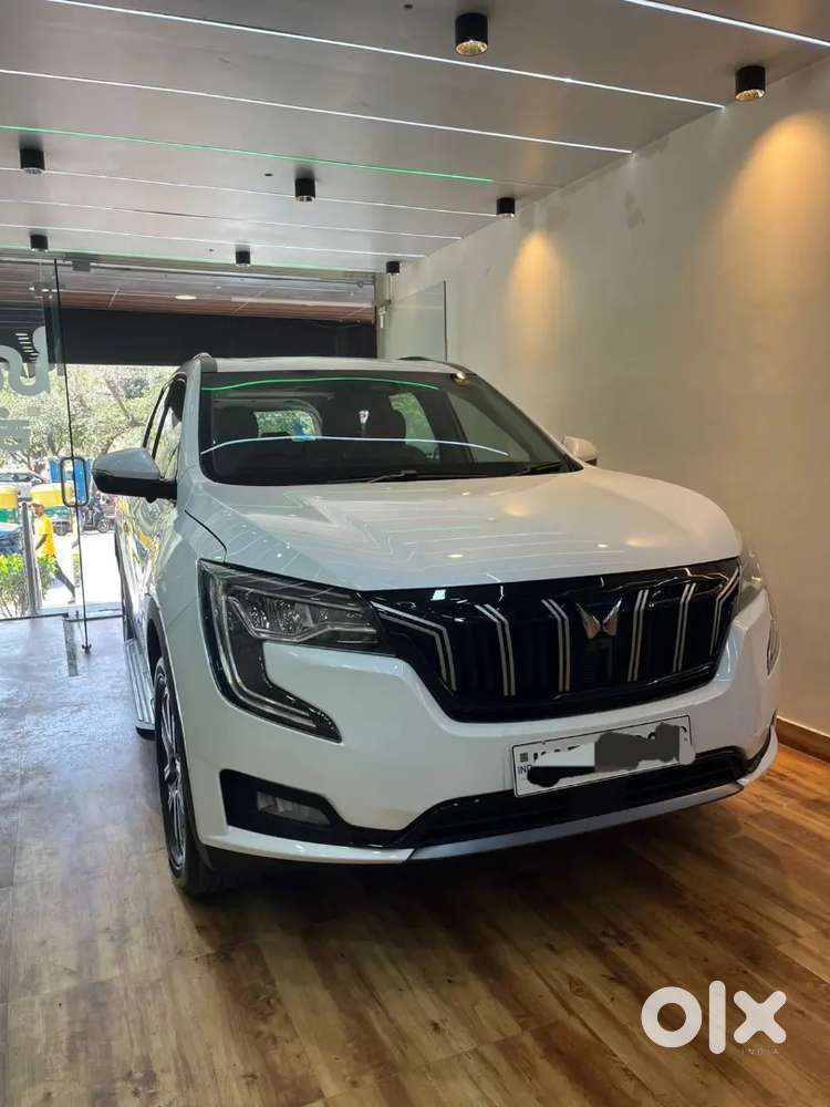 Mahindra Xuv700  Ax7 2026 Diesel.
