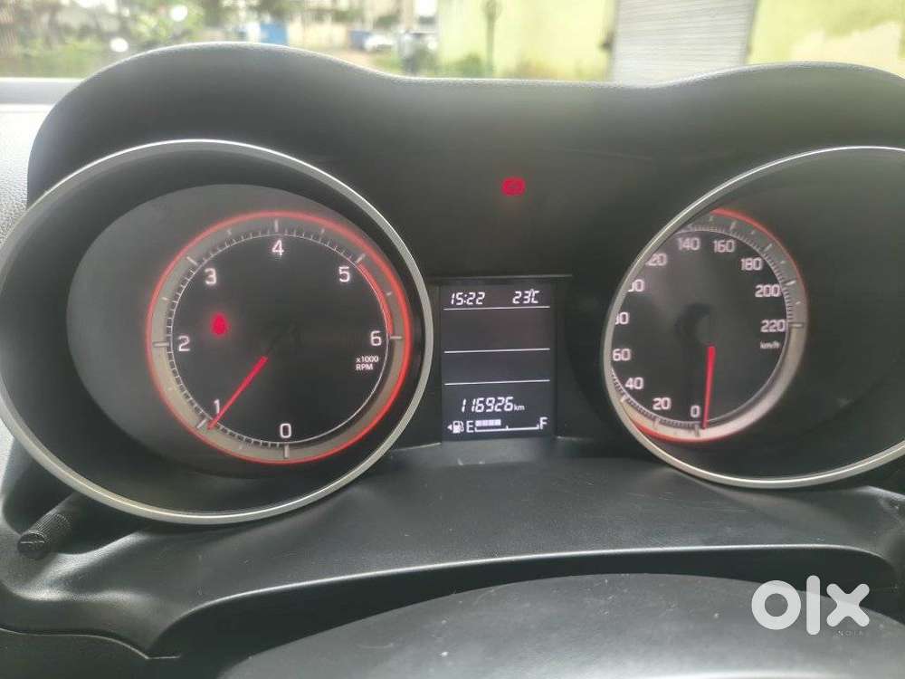 Maruti Suzuki Swift Amt Vvt Zxi, 2018, Petrol