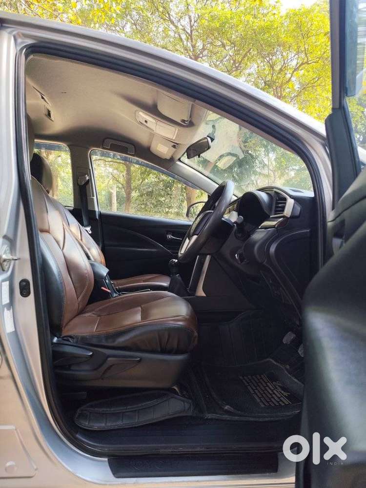 Toyota Innova Crysta