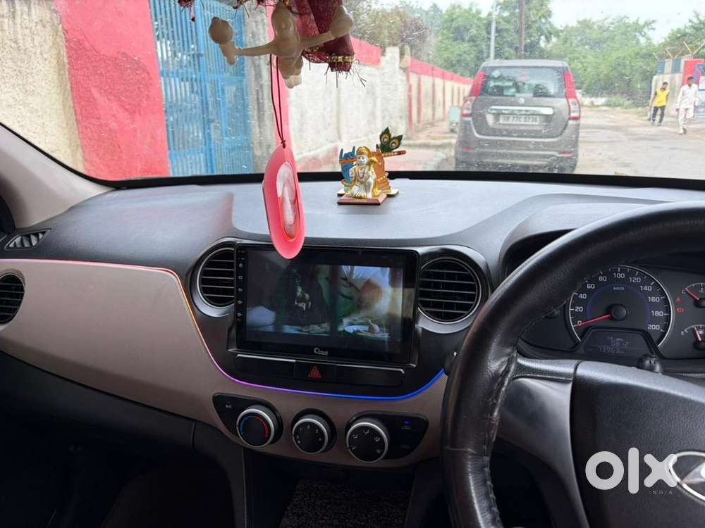 Hyundai Grand I10 2015 Petrol 70000 Km Driven