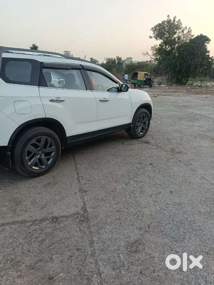 Tata Safari 2.0 Xt Plus 2022