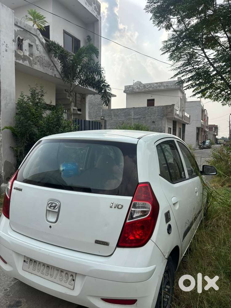 Hyundai I10 Petrol Manual 2013
