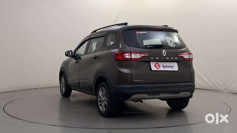 Renault Triber Rxz Easy-r Amt, 2022, Petrol