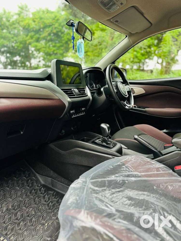 Maruti Suzuki Fronx Delta Plus 1.2 Ags, 2024, Petrol