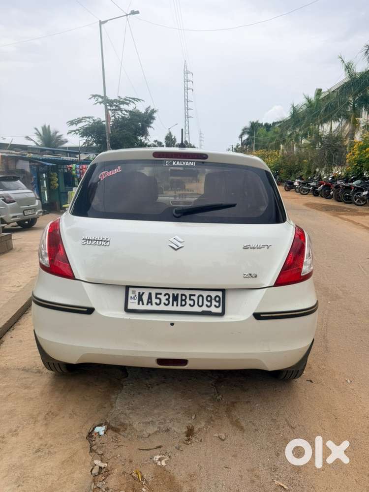 Maruti Suzuki Swift Petrol Manual 2014