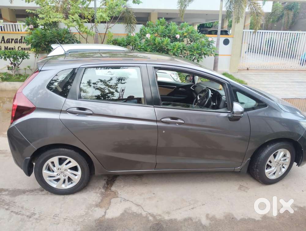 Honda Amaze V Cvt Petrol, 2018