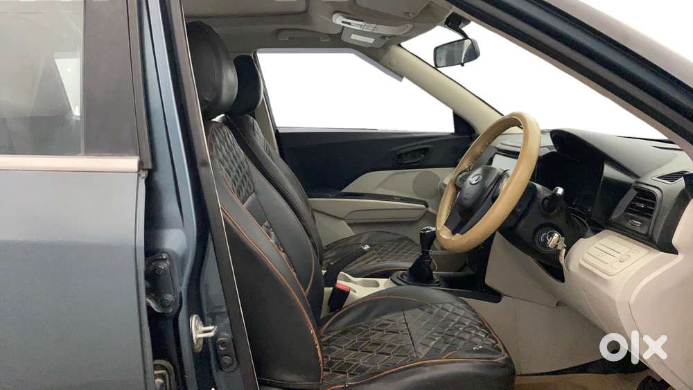 Mahindra Xuv300 W8 Diesel, 2022, Diesel