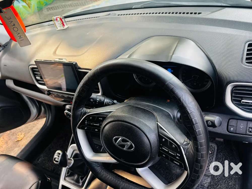 Hyundai Venue 2021 डीज़ल मैनुअल
