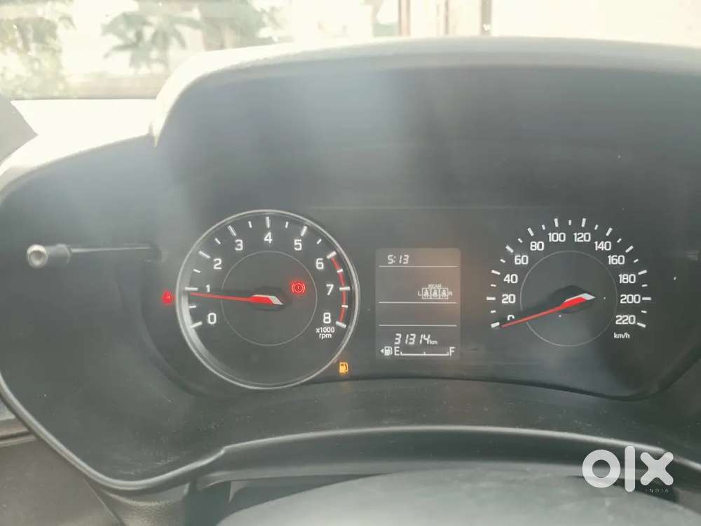 Maruti Suzuki Swift Lxi 2025