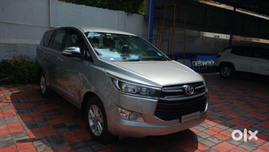 Toyota Innova Crysta 2.4 G Mt 7 Str, 2017, Diesel