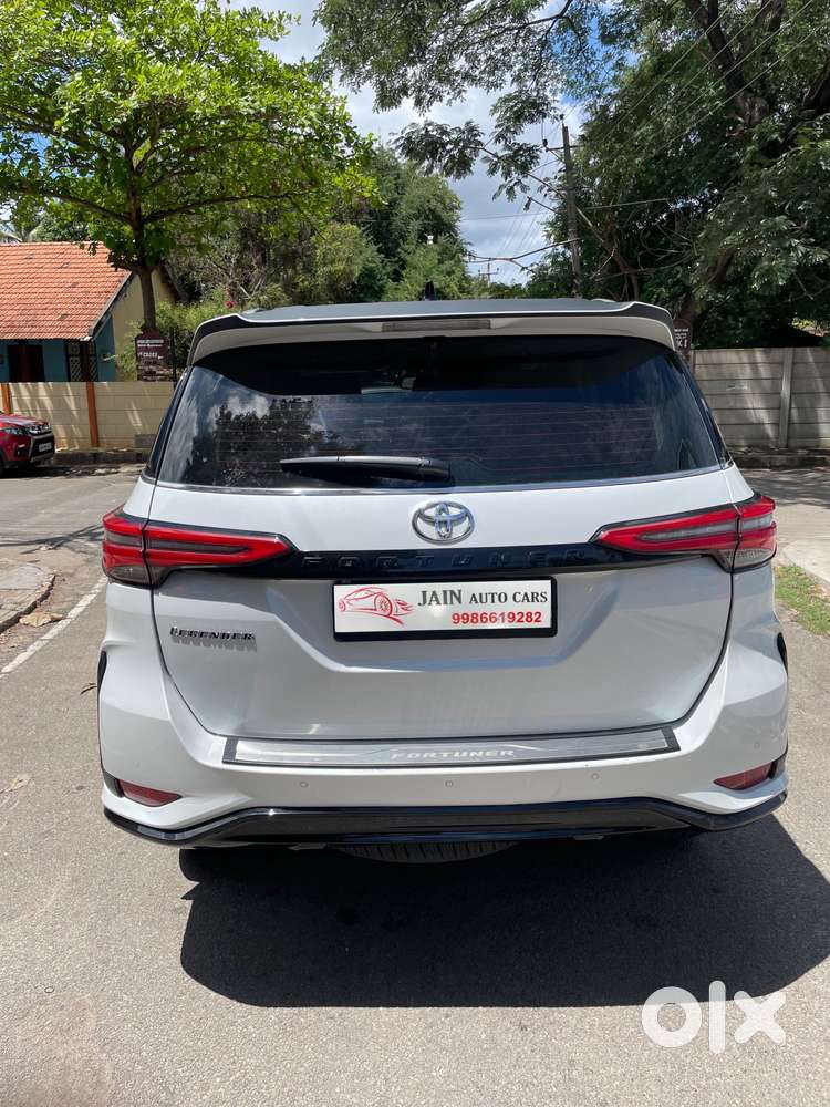 Toyota Fortuner Legender 4X2 AT 2.8, 2023, Diesel