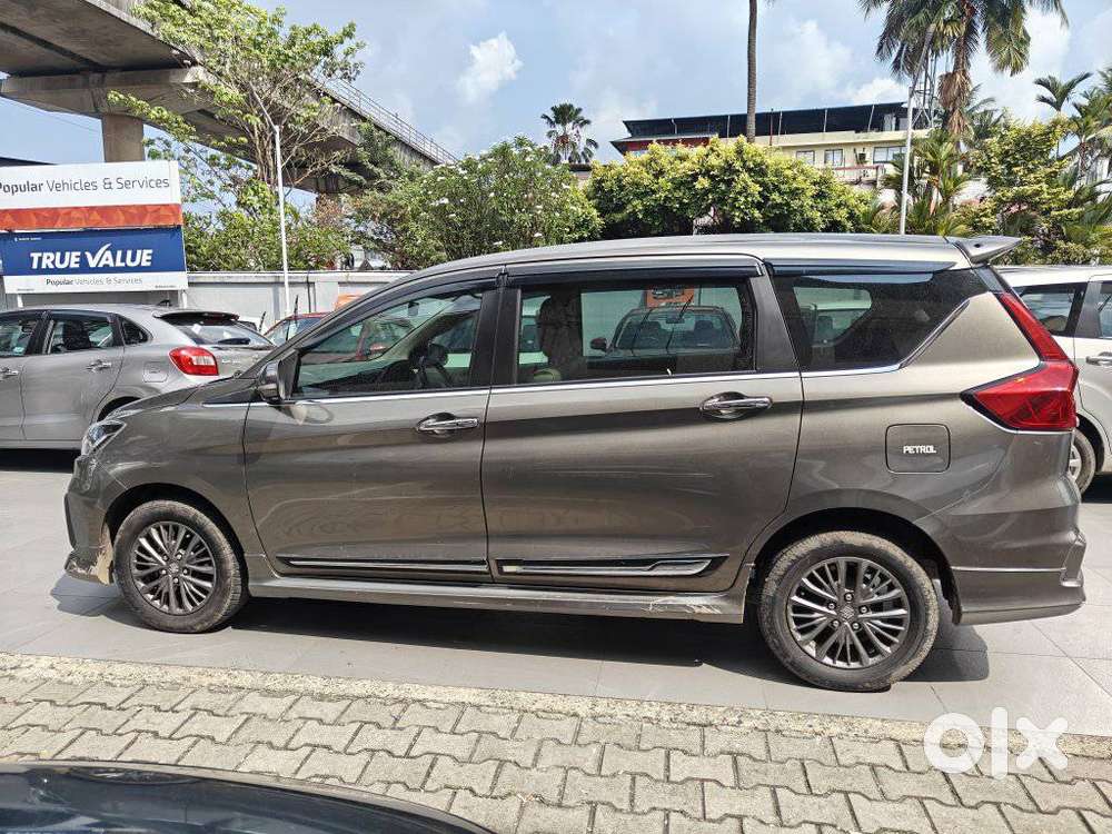 Maruti Suzuki Ertiga Zxi At Petrol, 2020, Petrol