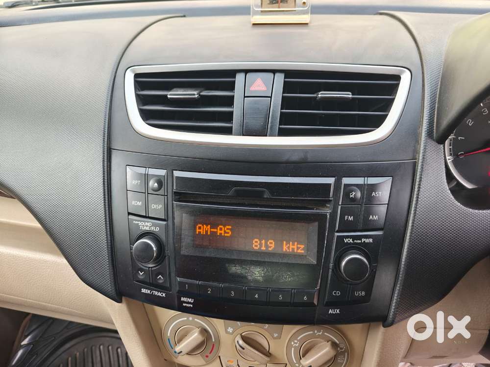 Maruti Suzuki Swift Dzire 1.2 Vxi Bsiv, 2016, Petrol