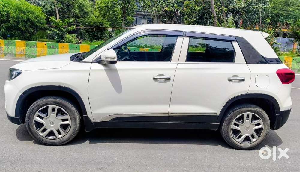 Maruti Suzuki Brezza 1.5 Lxi Smart Hybrid, 2022, Petrol