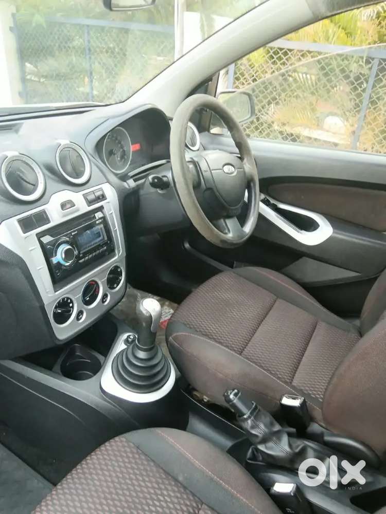 Ford Figo Diesel Lxi 2011   Very Well Mentained Car
