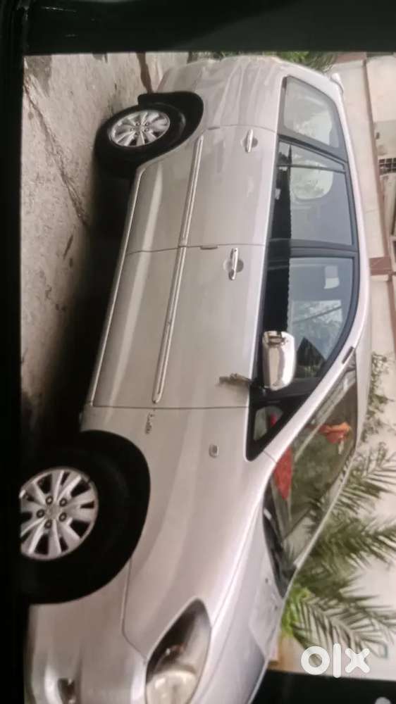 Toyota Innova 2.5 V 2011