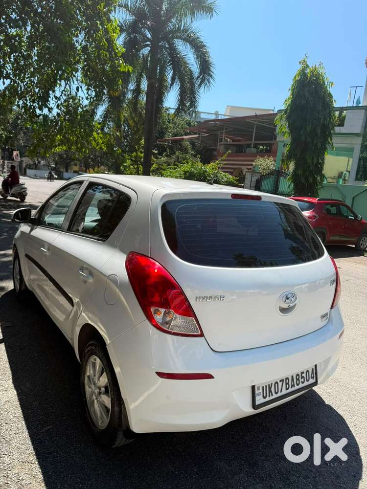 Hyundai I20 Petrol Manual 2014