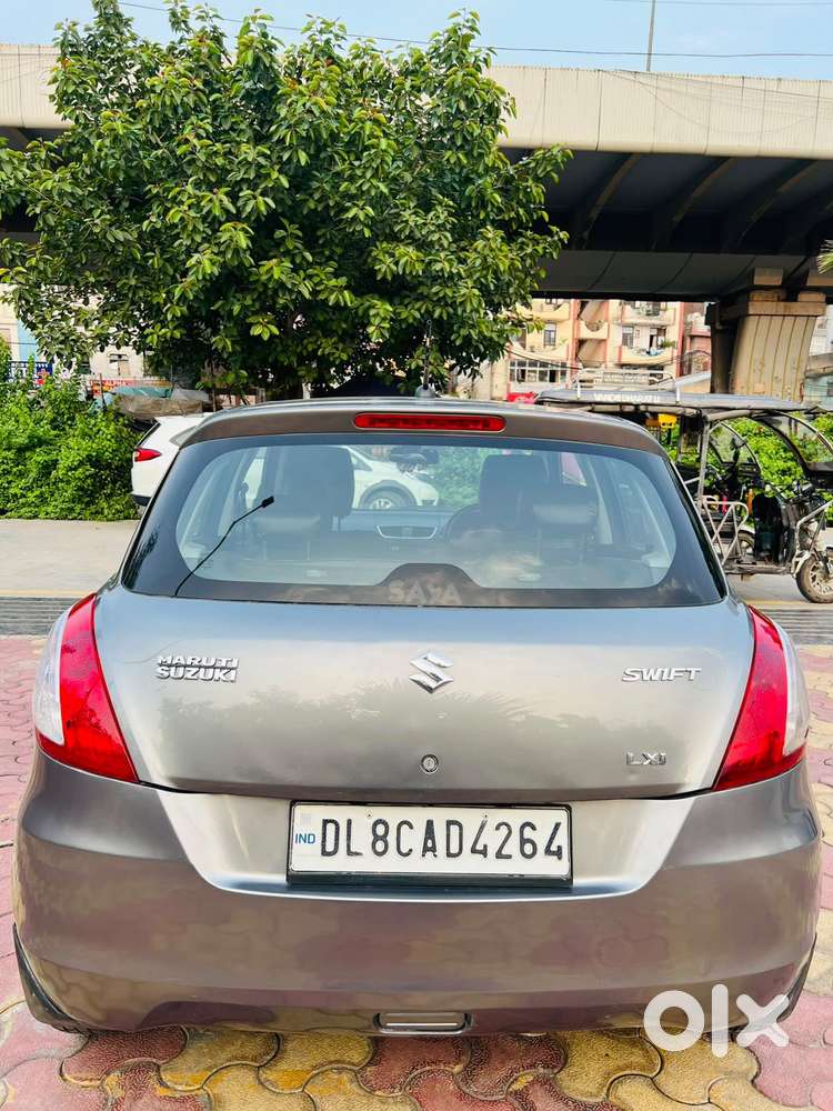 Maruti Suzuki Swift Lxi Option, 2015, Petrol