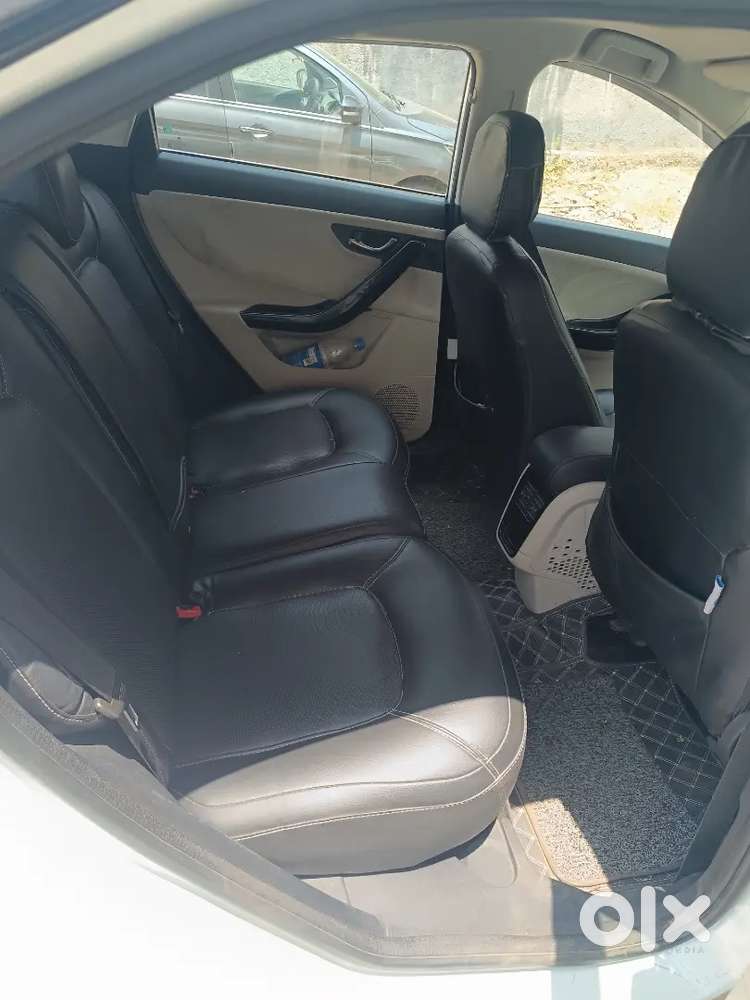 Tata Nexon 2021 Diesel Well Maintained And Nwe Tyre