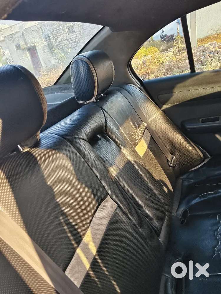 Maruti Suzuki Dzire 2015