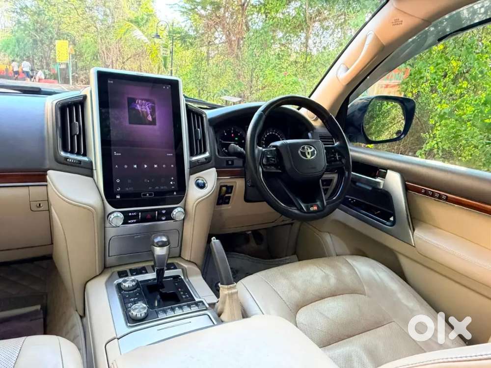 Toyota Land Cruiser [ ] 4.5 Vx Lc 200, 2018, Diesel