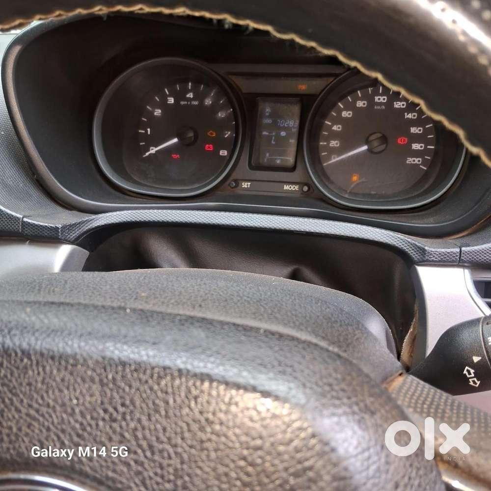 Tata Nexon 1.2 Revotron Xt, 2018, Petrol