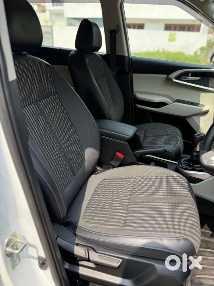 Kia Carens 1.5 Prestige 7 Str, 2024, Petrol