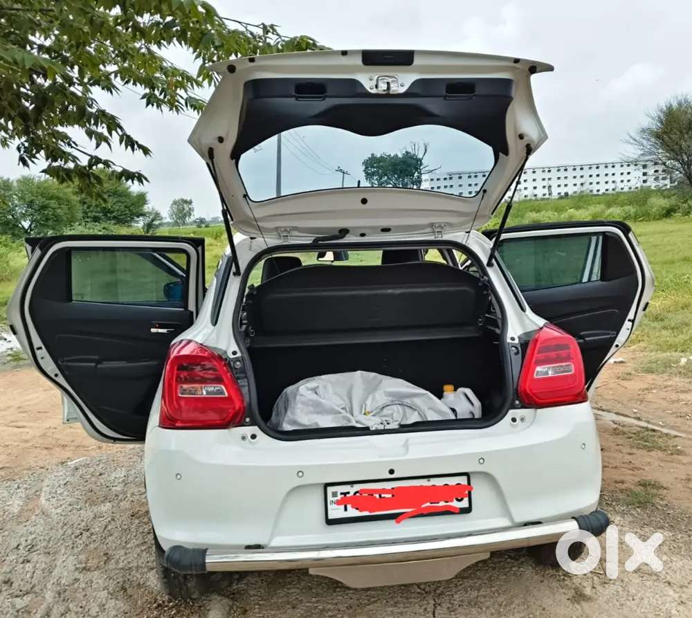 Maruti Suzuki Swift 2023 Petrol 7218 Km Driven