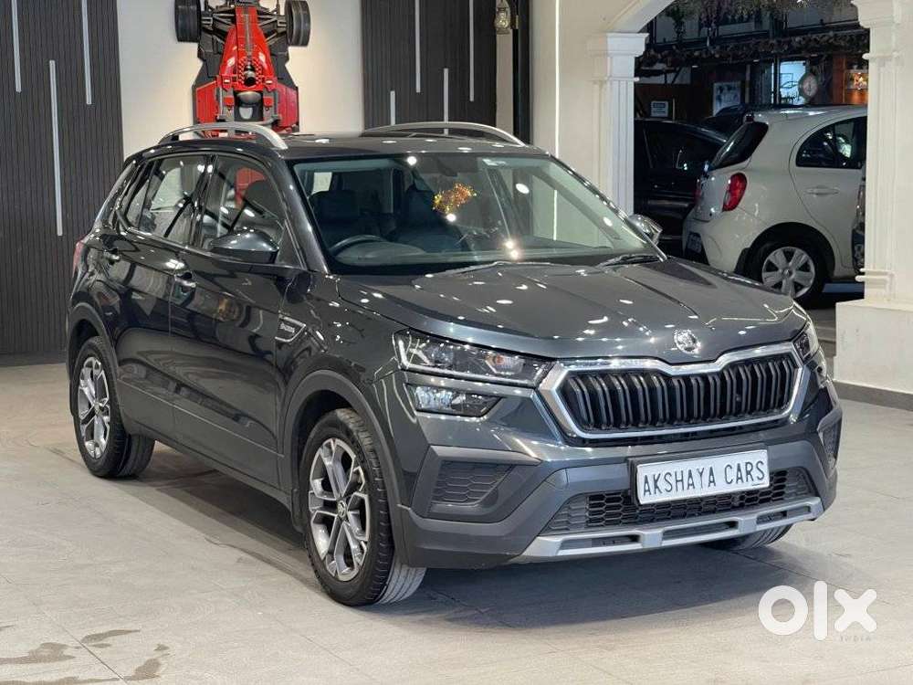 Skoda Kushaq 1.0 Tsi Style, 2022, Petrol