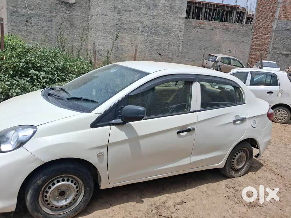 Honda Amaze Model 2016 With 75000 Km Driven