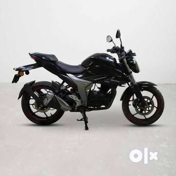 Suzuki gixxer on sale first model