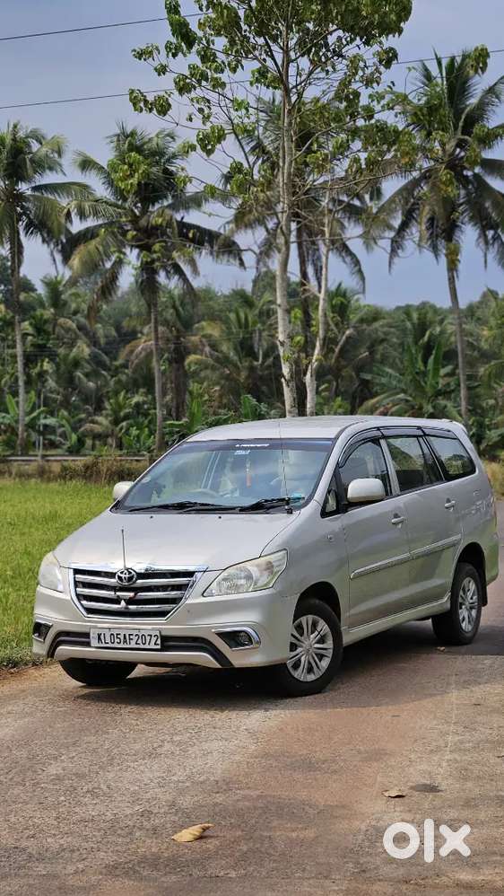 Toyota Innova 2012 Diesel Well Maintained