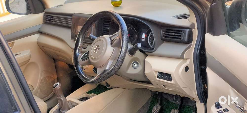 Maruti Suzuki Ertiga 2022-2023 Vxi Cng, 2023, Cng & Hybrids