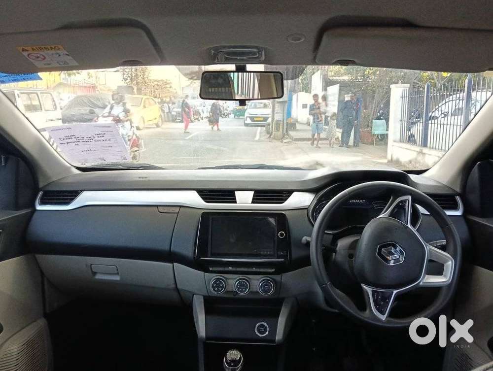 Renault Triber Rxz, 2021, Petrol