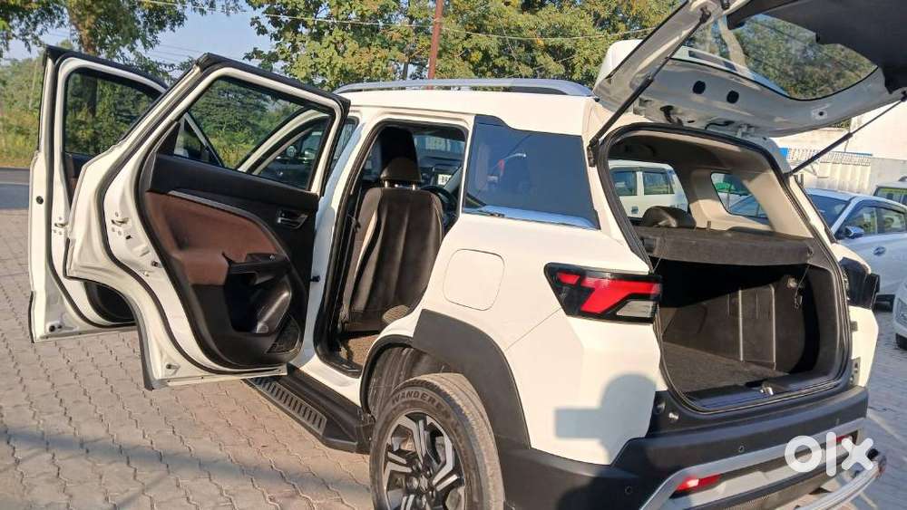 Maruti Suzuki Brezza Zxi Plus Smart Hybrid, 2023