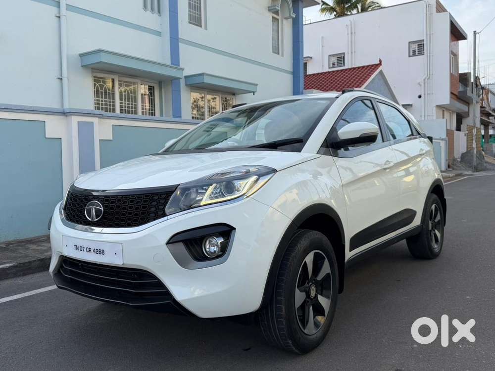Tata Nexon Xz Plus (hs), 2018, Petrol