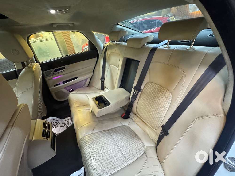 Jaguar Xf 2.0 Petrol Prestige, 2019, Petrol