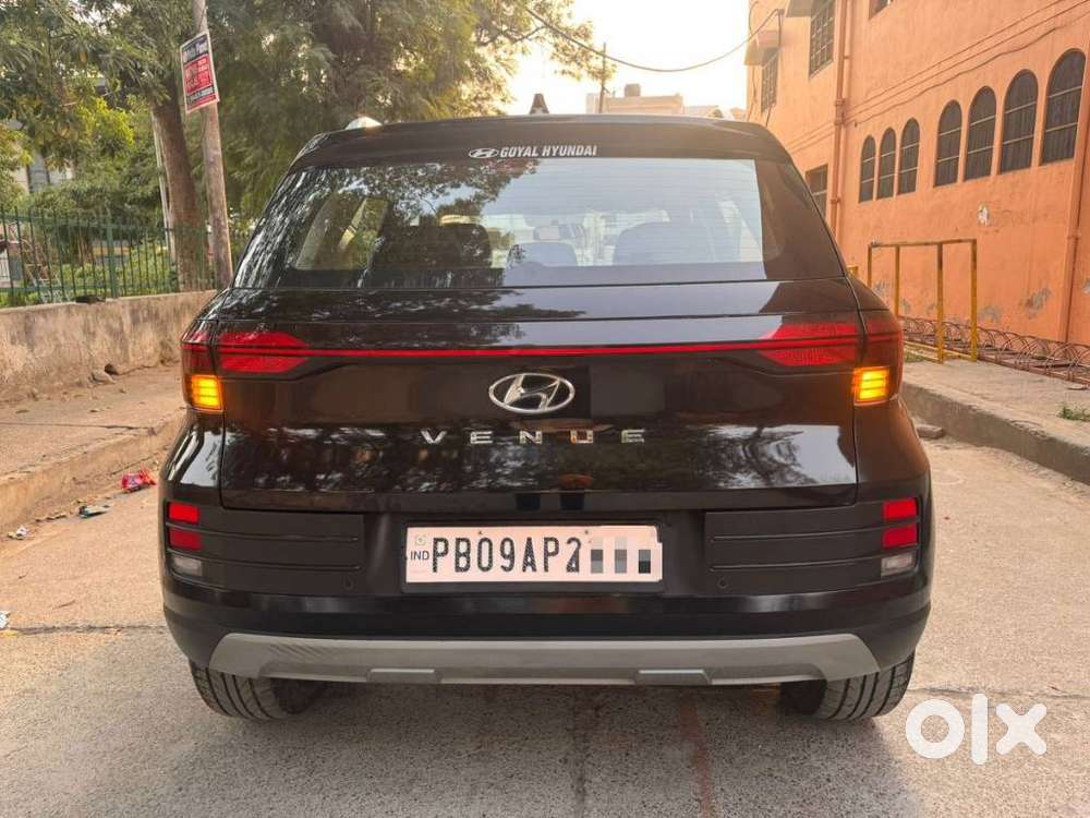 Hyundai Venue S 1.2 Petrol, 2024, Petrol