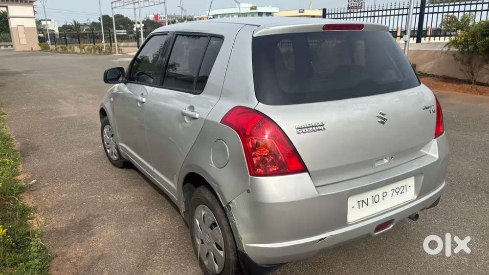 Maruti Suzuki Swift Vxi Bsiv, 2006, Petrol